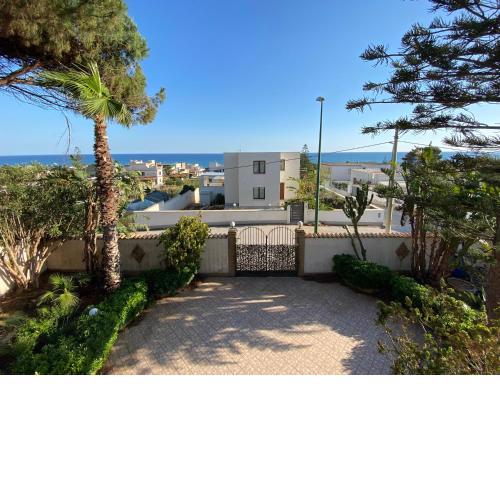 II Vista mare II Casa con barbecue e terrazzo in comune a due passi dai Templi Greci di Selinunte