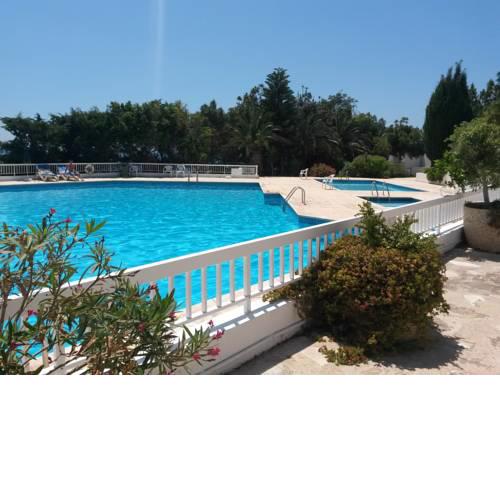 Ikaria Village Apt 201