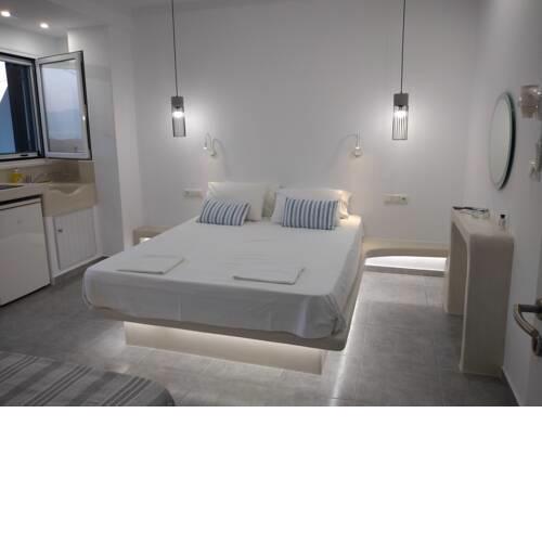 Νikoletta studios 1