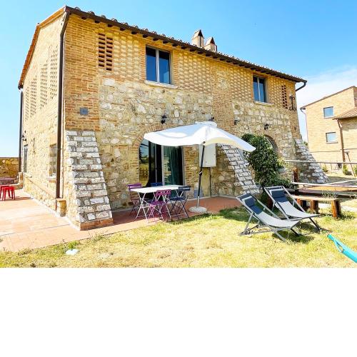 Il Poggio: Incantevole con piscina e giardino