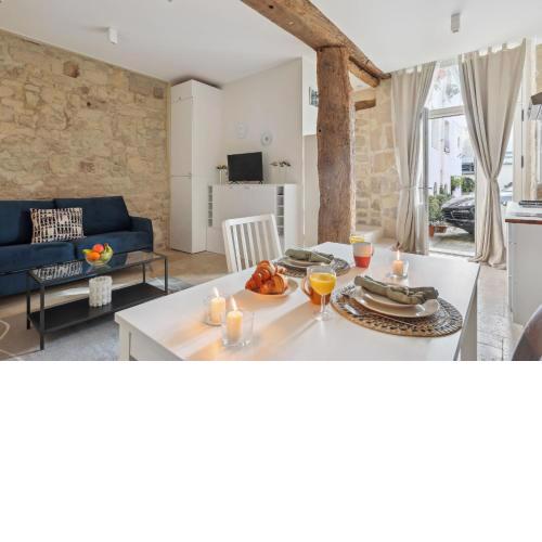Ile St Louis Paris City Apartment