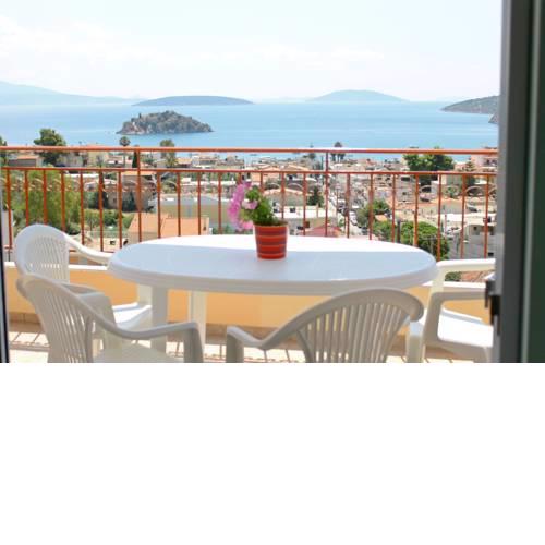 Iliana Apartments