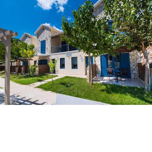 Ilianthos Apartments & Rooms
