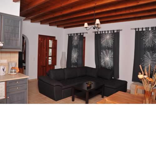 Iliolousto Studios