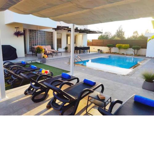 Ilios Villa