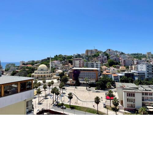 ILLYRIA SQUARE - CITY CENTER APT - WIFI 500 mbs