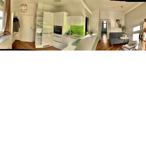 im Zentrum gelegenes Apartment