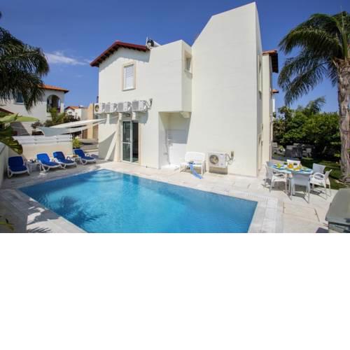 “Imagine Renting Your Own 5 Star Villa” Protaras Villa 15