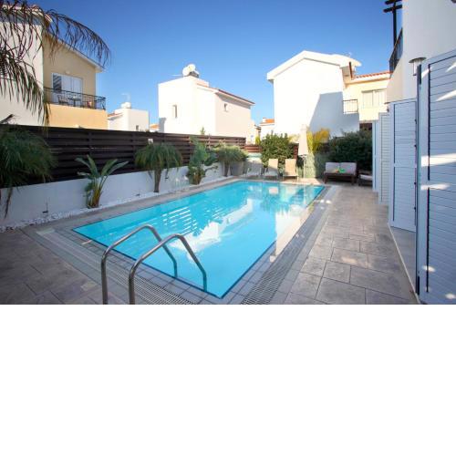 Imagine You and Your Family Renting this Luxury Villa in Protaras, Protaras Villa 1428