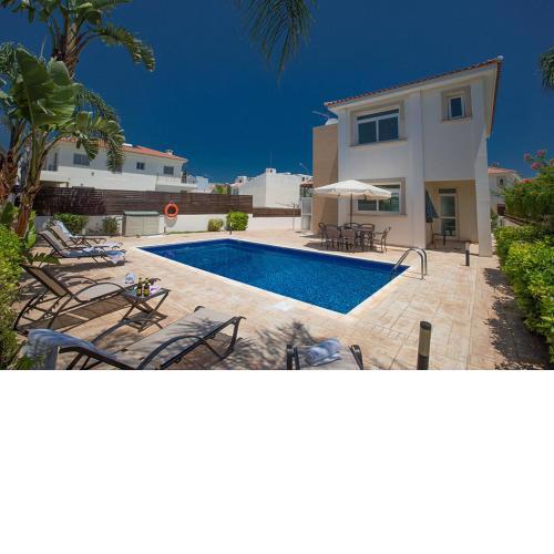 Imagine You and Your Family Renting this Luxury Villa minutes from the Beach, Protaras Villa 1504