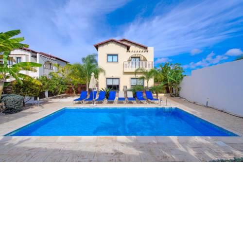 Imagine Your Family Renting a Luxury Holiday Villa Close to Protaras’ Main Attractions, Protaras Villa 1193