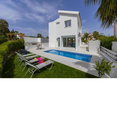 Imagine Your Family Renting This Luxury Contemporary Style Villa in Protaras, Protaras Villa 1487