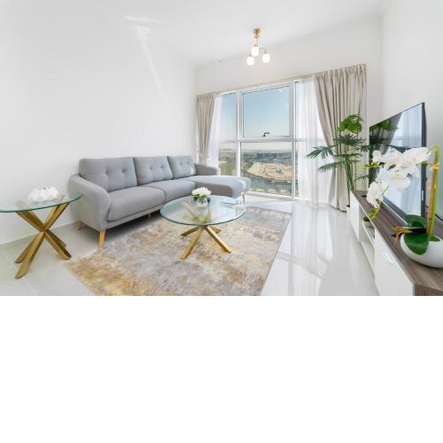 Immaculate 1BR apartment at Carson C