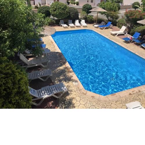 Immaculate 2 bedroom apartment