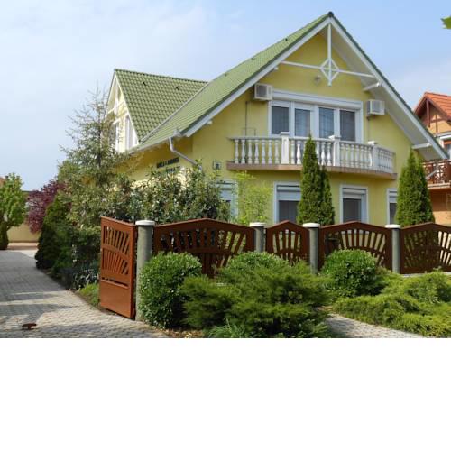 Imola És Andrea Apartmanház