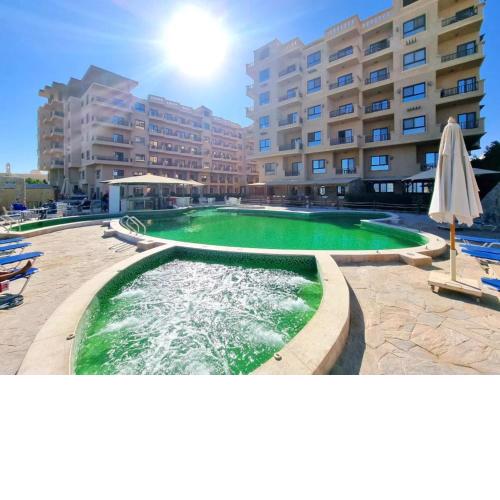 Impeccable 1-Bed Apartment in Hurghada