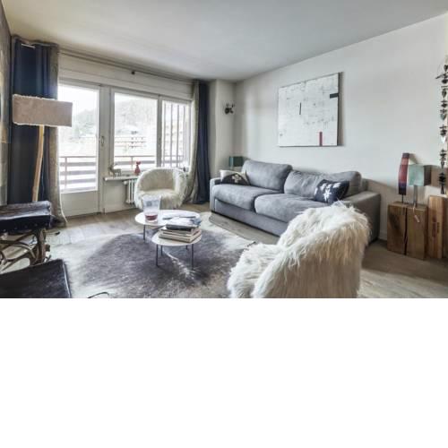 In the center of Crans-Montana, charming and comfortable