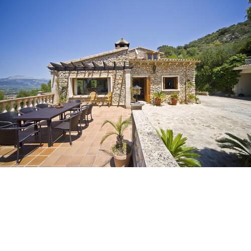 Inca Villa Sleeps 8 with Pool and WiFi