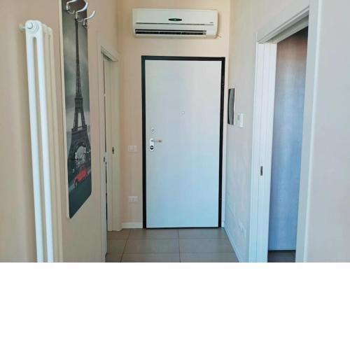 Incantevole bilocale. Ospedale a 1 min, centro 10.