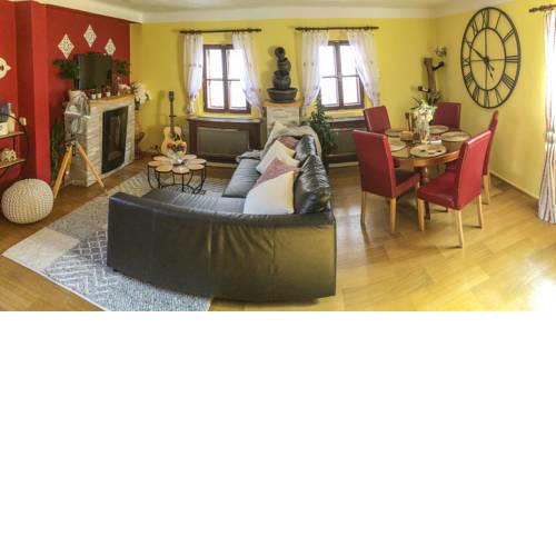 Incredible 2Br and 2Ba Loft in Heart of Prague with Amazing Views