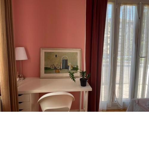 Individual house free parking wifi Netflix Disney next to EPFL Lausanne