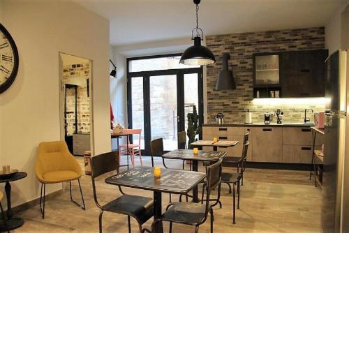 INDUSTRIAL CHIC HOUSE