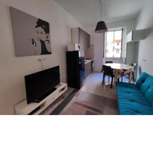 Interno 14 - Re di Roma
