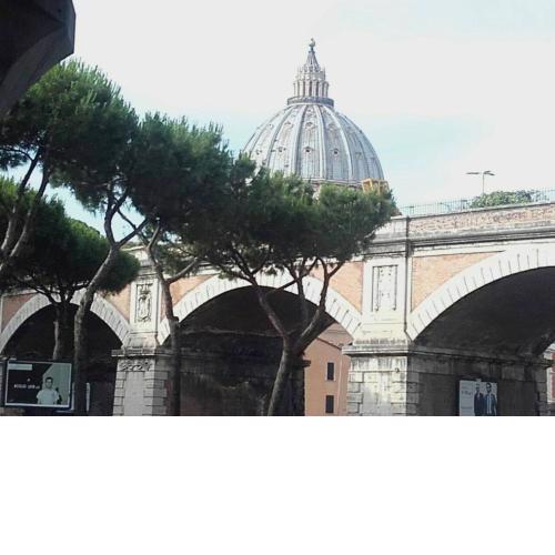 Interno 9 a San Pietro