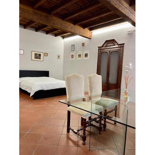Interno Uno