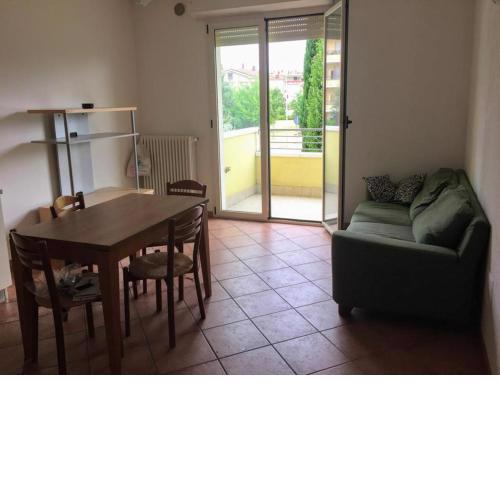 Intero alloggio vicino mare fiera balcone parcheg