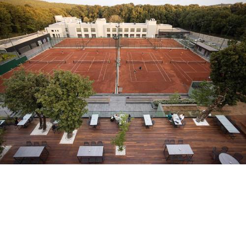 INVENTIST Hotel & Sports Academy
