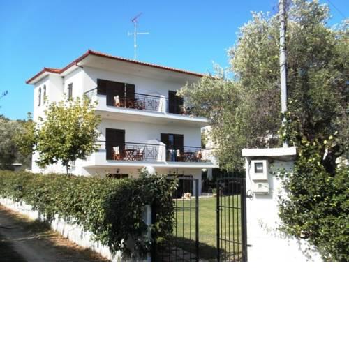 Ioannis Apartments