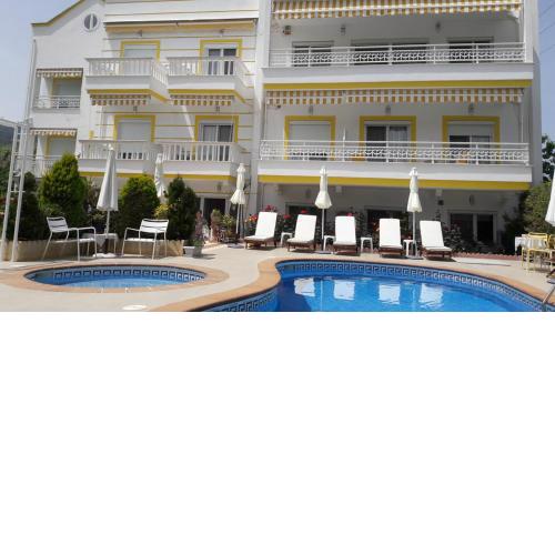Ioli Apartments