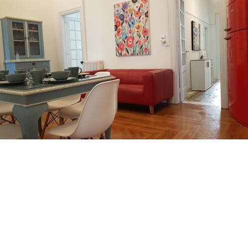 Ionian Apartment- Athens Center, 6 BD, 2.5 BATH