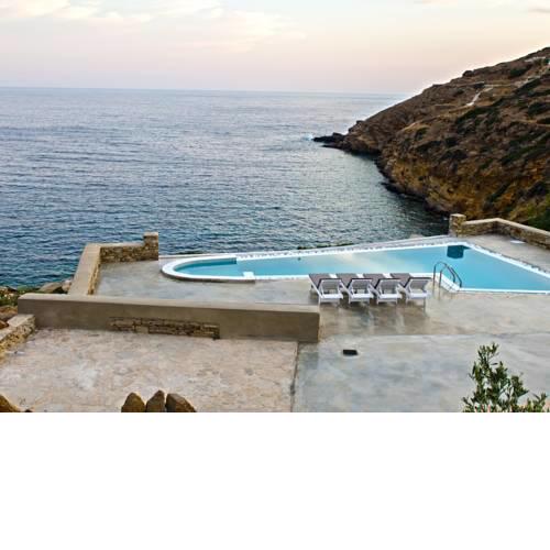 Ios Chora Villa Sleeps 10 Pool Air Con WiFi