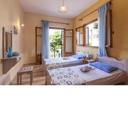 Ipsos Marias Apartments