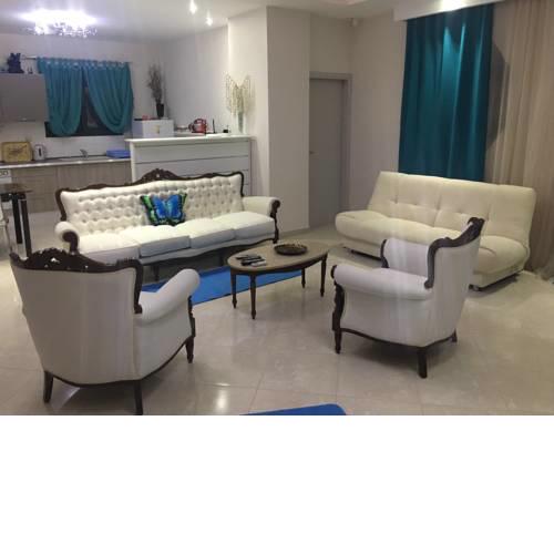 Irenes Apartment