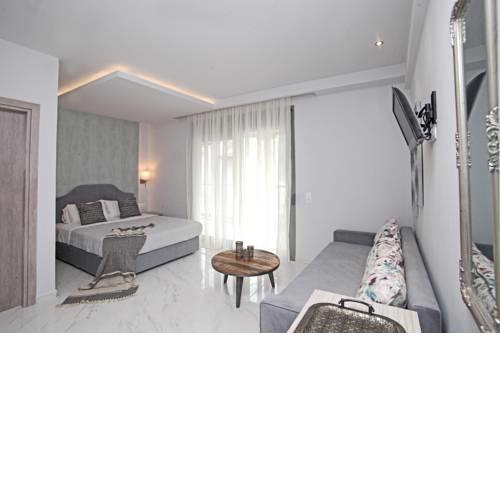 Irida Apartments