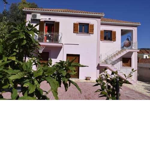 Iris Apartments