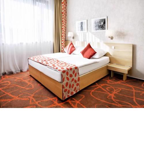 Iris Hotel Eden