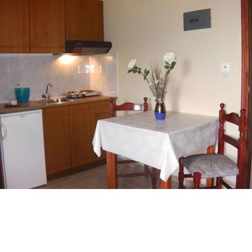 Iris Rooms and Apartments