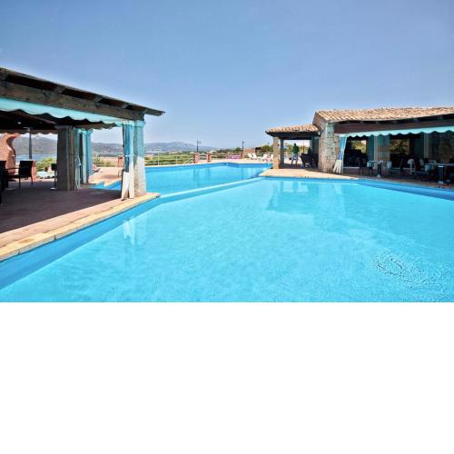ISA-Residence with swimming-pool in Porto Rotondo at only 500 m from the beach