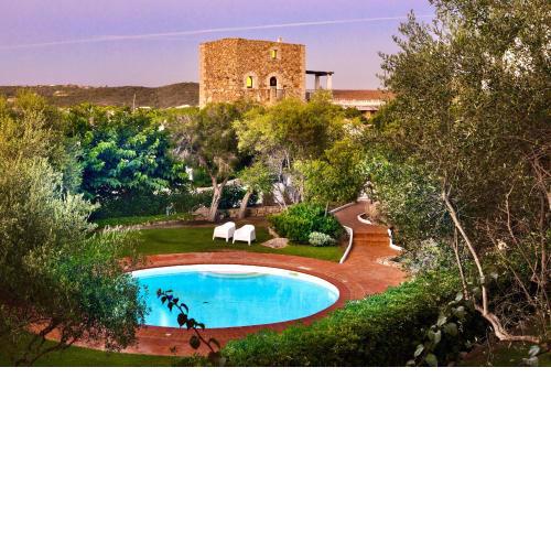 ISA-Residence wityh swimming-pool near Porto Cervo and only 350 meters from the beach