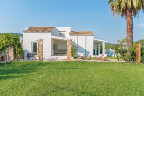 ISSOS BEACH VILLA