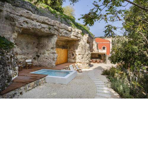 IsulaTravel - Villa Petra