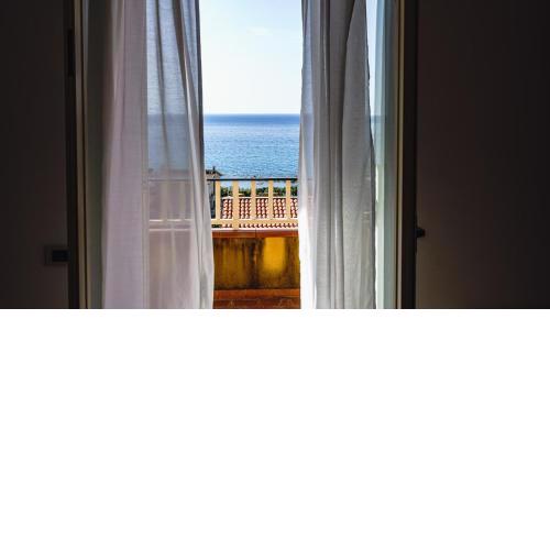 Italianway - Eolie View Apartment