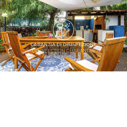 Italianway - San Leonardo with private beach
