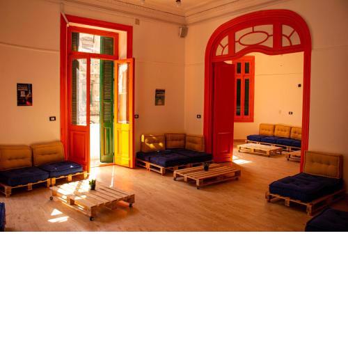 Ithaka Raml Hostel