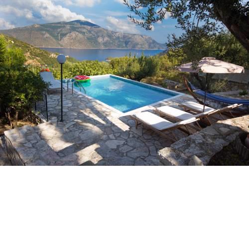 Ithaki Houses