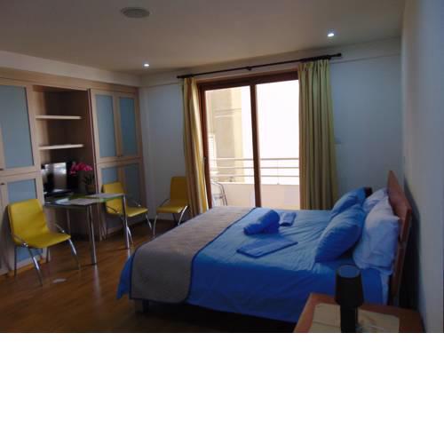 Ithaki Phinikoudes Apartment No. 107